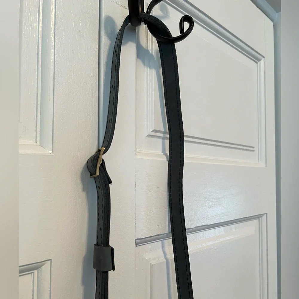 Portland Leather crossbody - Picture 3 of 5